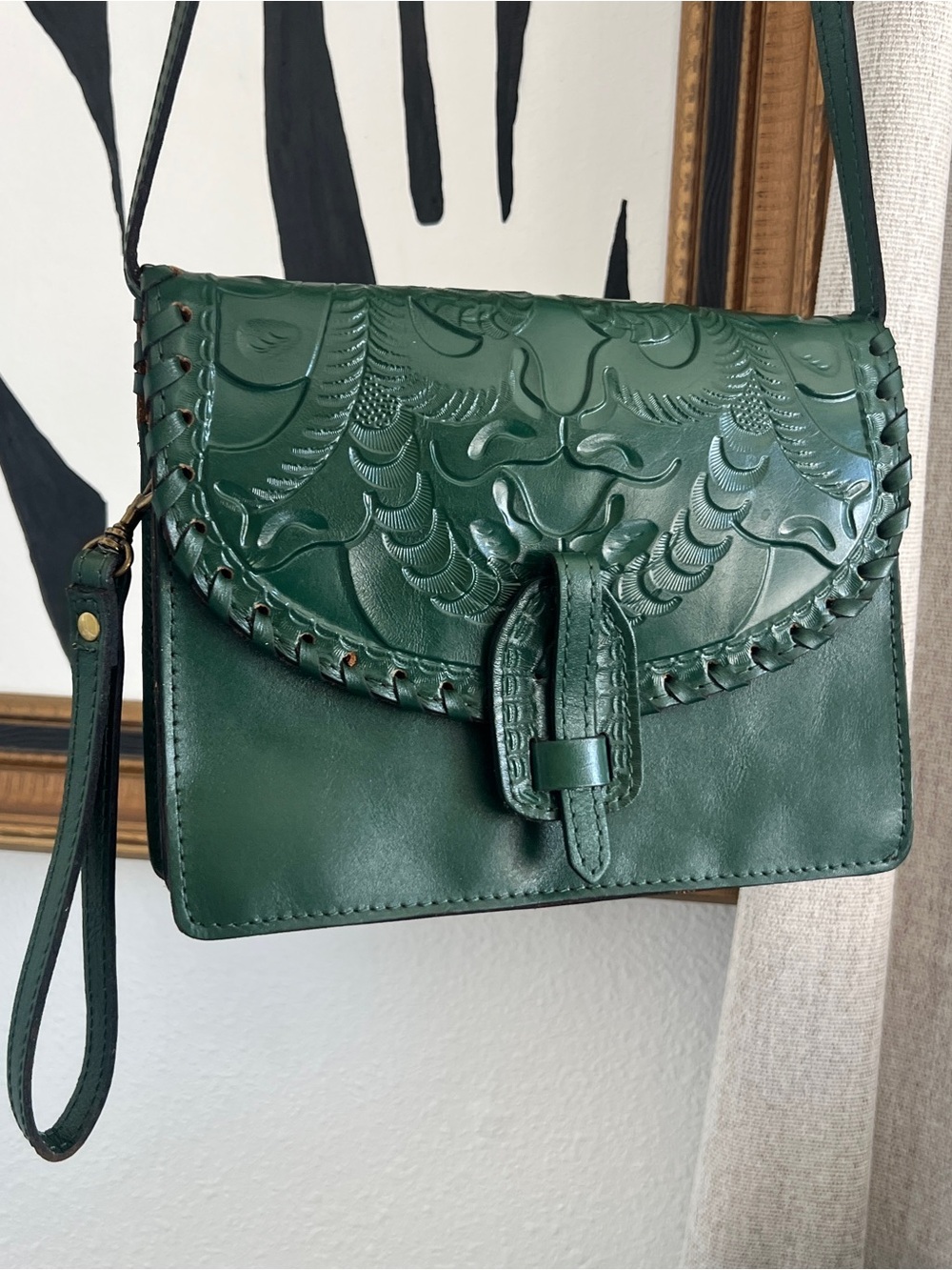 Patricia Nash Lanza Green Tooled Leather Whipstitch Crossbody Wallet Bag Small
